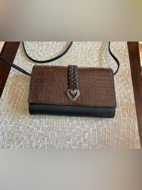 Brighton leather crossbody wallet clutch